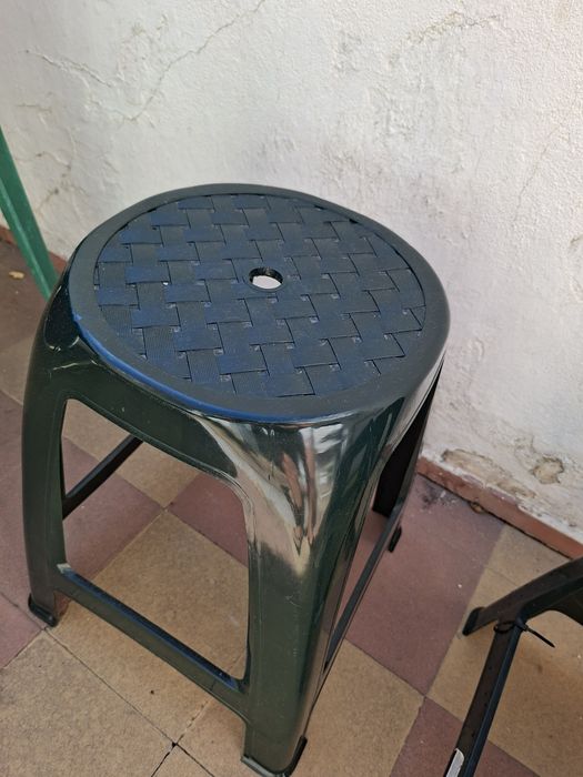 3 Bancos de Plástico Verdes – Exterior/Jardim – Conjunto