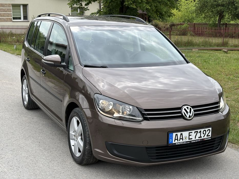 VW Touran TDI  7 osób hak serwis zarejestrowany w PL