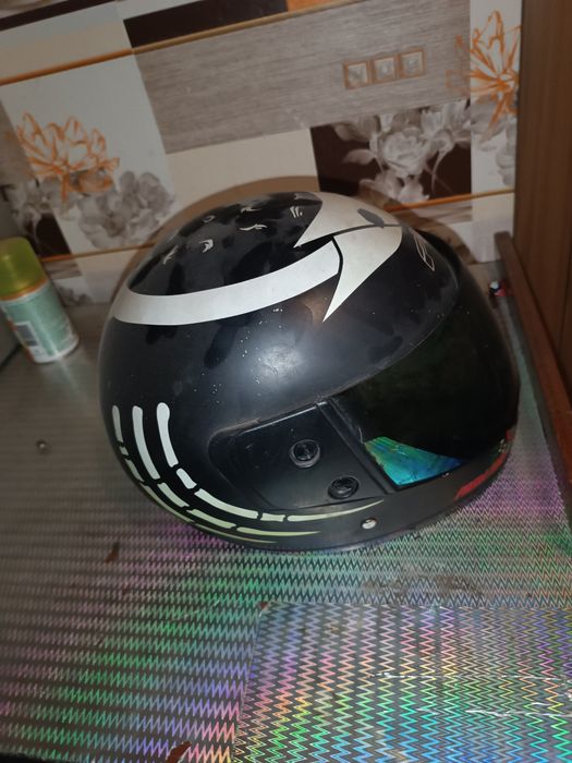Продам шлем Predator