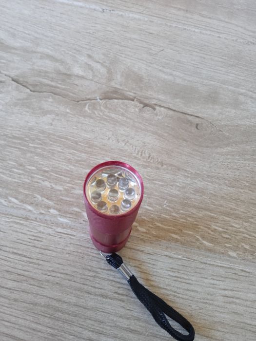 Lanterna  3 pilhas aaa