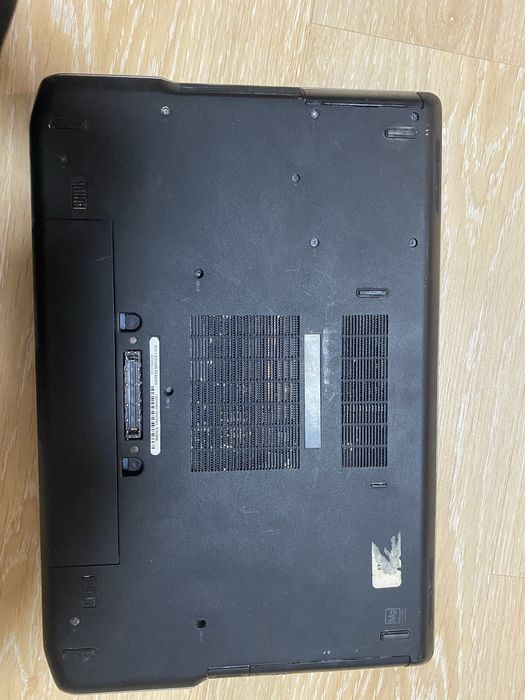Ноутбук Dell lalitude e6520