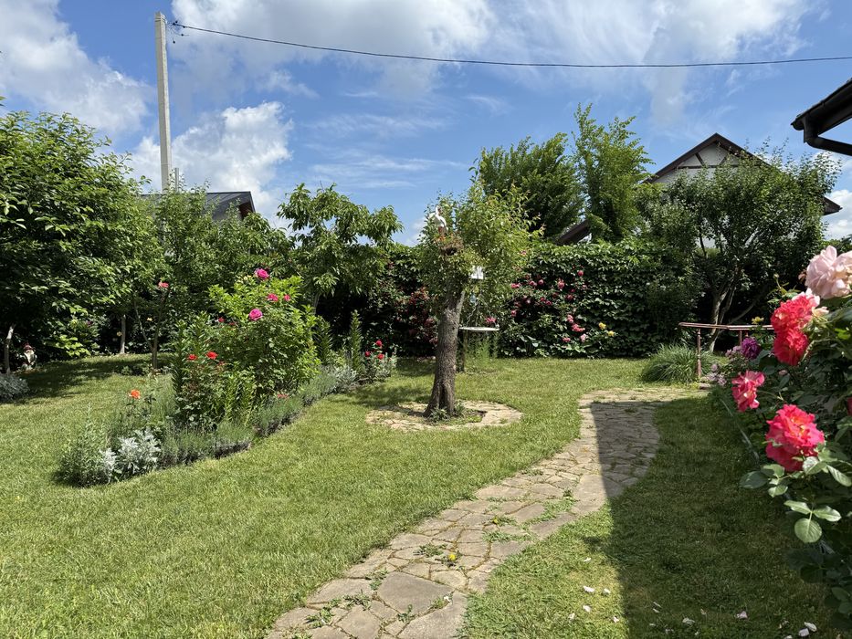 Осещина. Продаж будинку в  закритому котеджному містечку "Міжріччя"