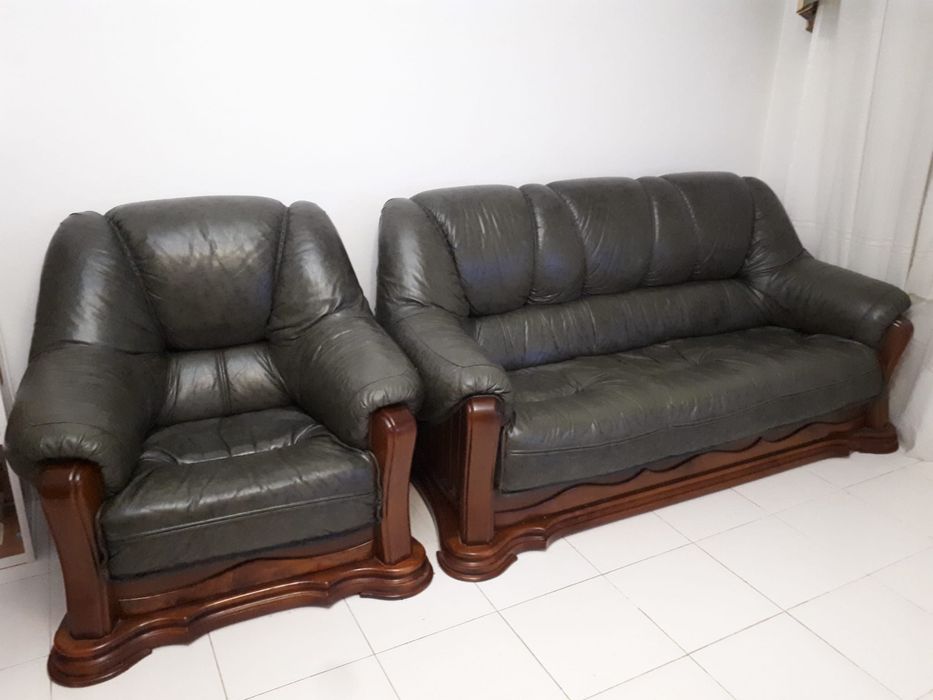 Sofás em Pele Verde Escuro Portimão • OLX Portugal