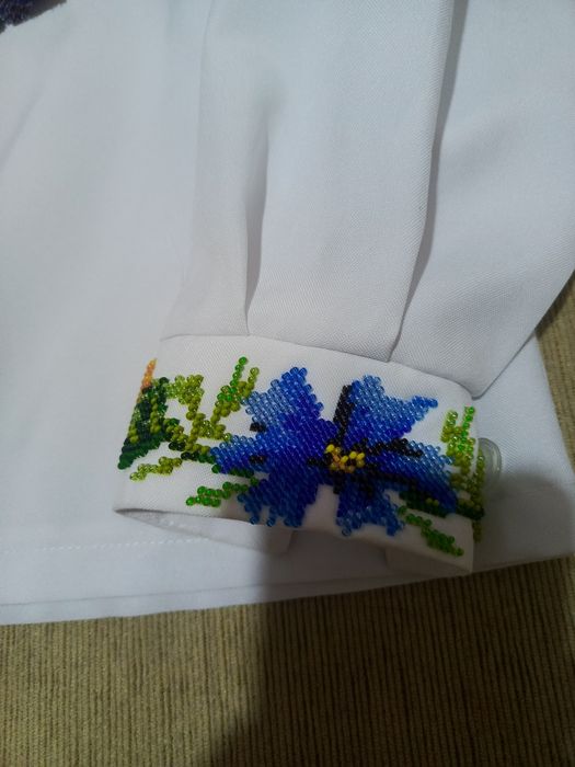 Вишиванка вишита бісером (ручна робота)