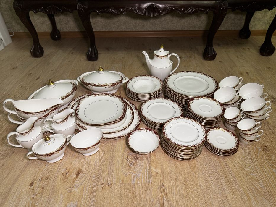 Порцеляновий сервіз Royal Doulton England посуд