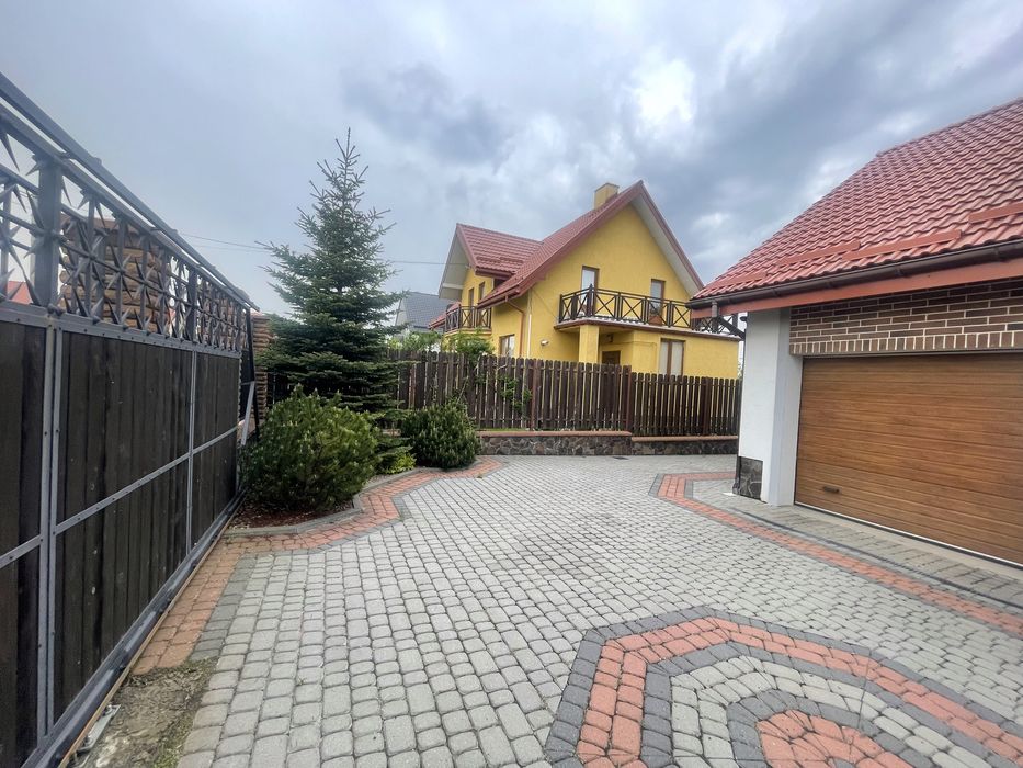 Без комісії для покупця ! Затишний будинок у селі Ременів