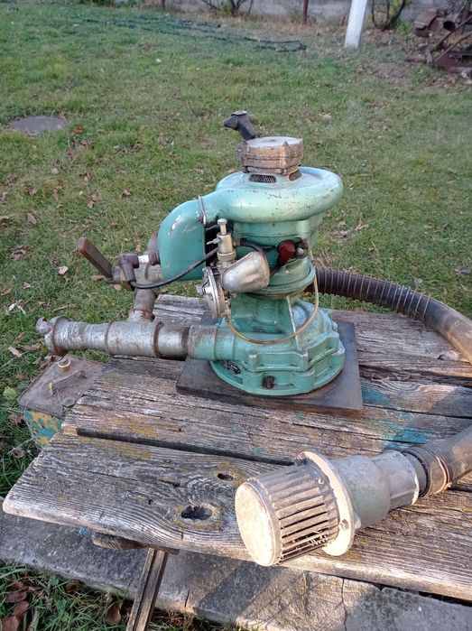 Продам мотопомпу