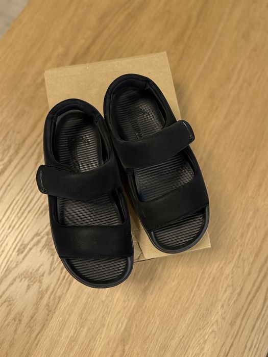 Босоніжки спортивні Nike