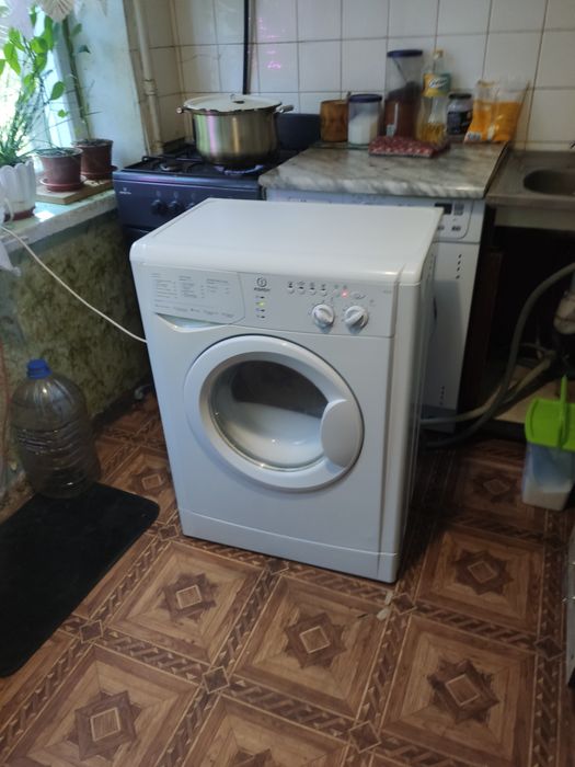 Стиральная машина Индезит