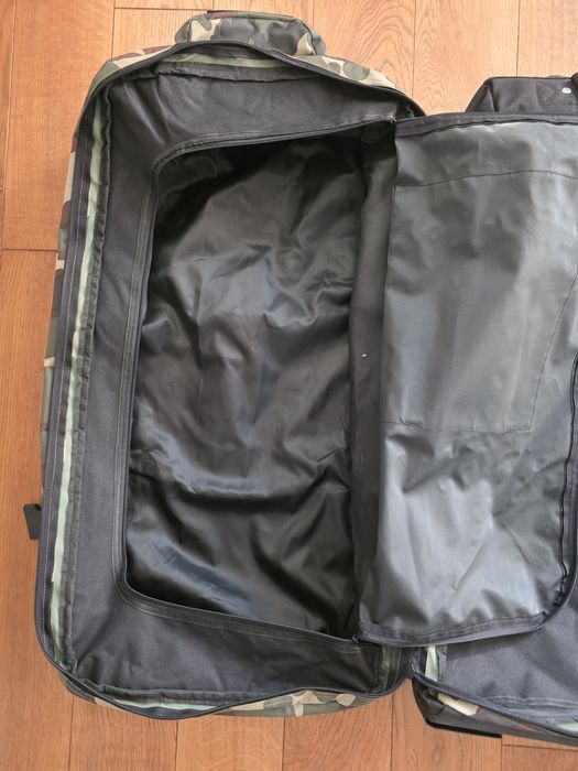 Torba na kółkach, Duza