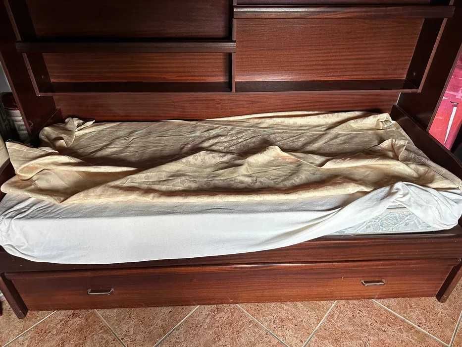 Movel com Cama *colchão gratis incluido*