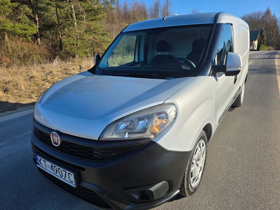 Fiat Doblo 1.4 T T-JET  BENZYNA LONG L2H1 I właściciel Salon Polska faktura VAT 23%