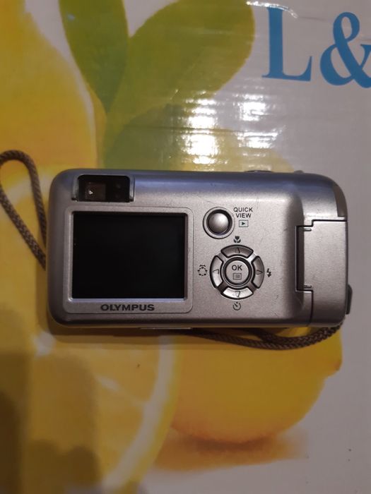 Фотоапарат олімпус