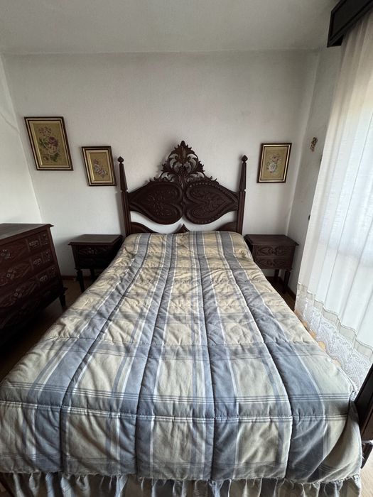 Conjunto quarto antigo