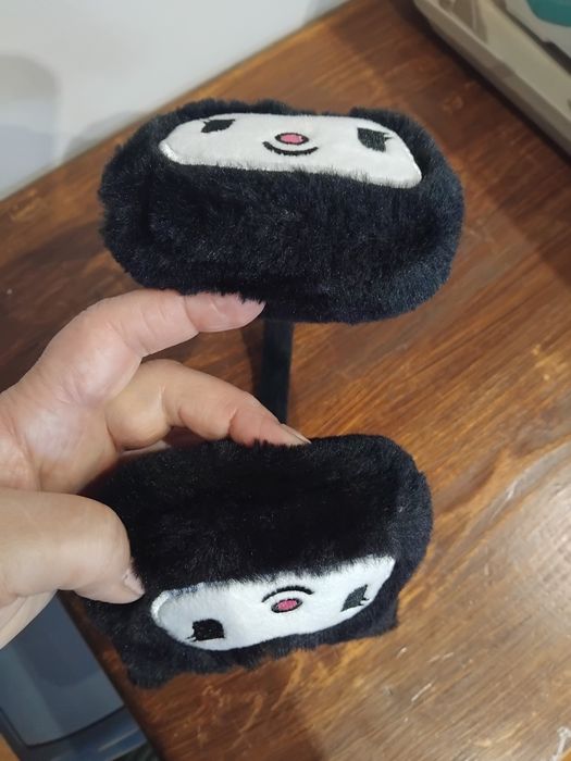 Nauszniki z motywem kuromi