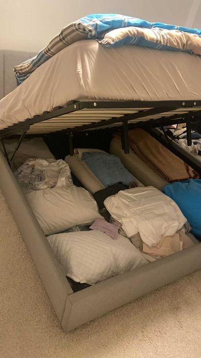 Cama de casal com arrumação + colchão IKEA – ótimo estado