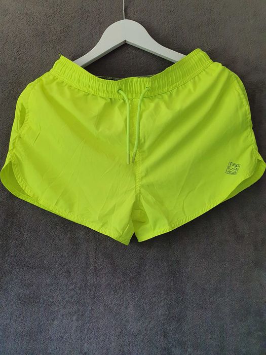 szorty męskie,  Bershka