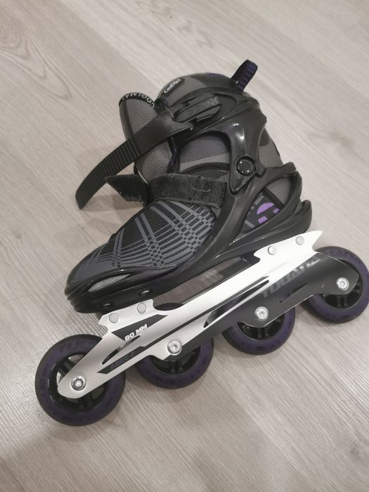 Patins em linha com pouco uso