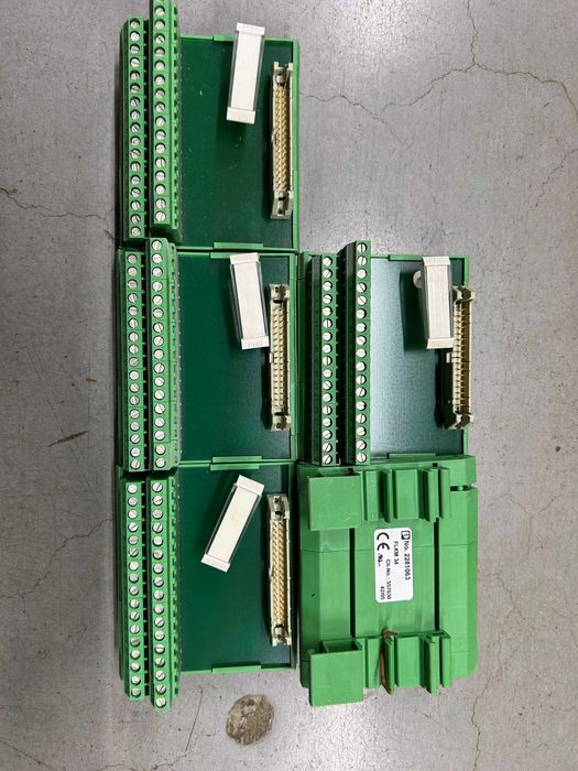 Wyposażenie magazynku serwisowego do naprawy maszyn CNC i innych