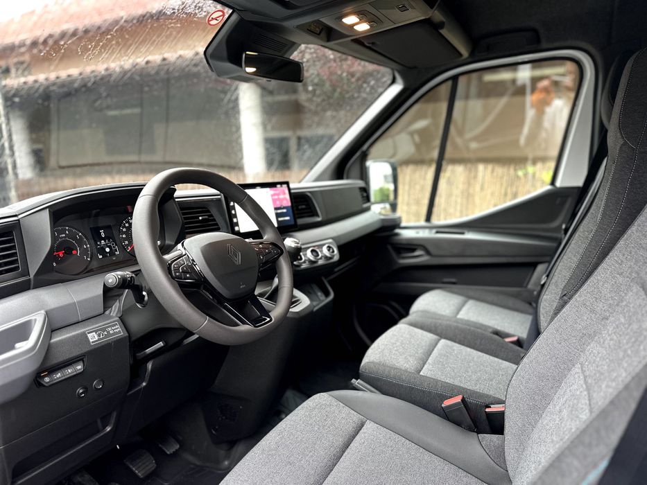 NOWY Renault Master 2025 Kontener Wynajem / WYPOŻYCZALNIA Bus Plandeka