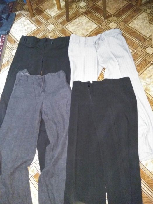 Продам джинсы брюки женские