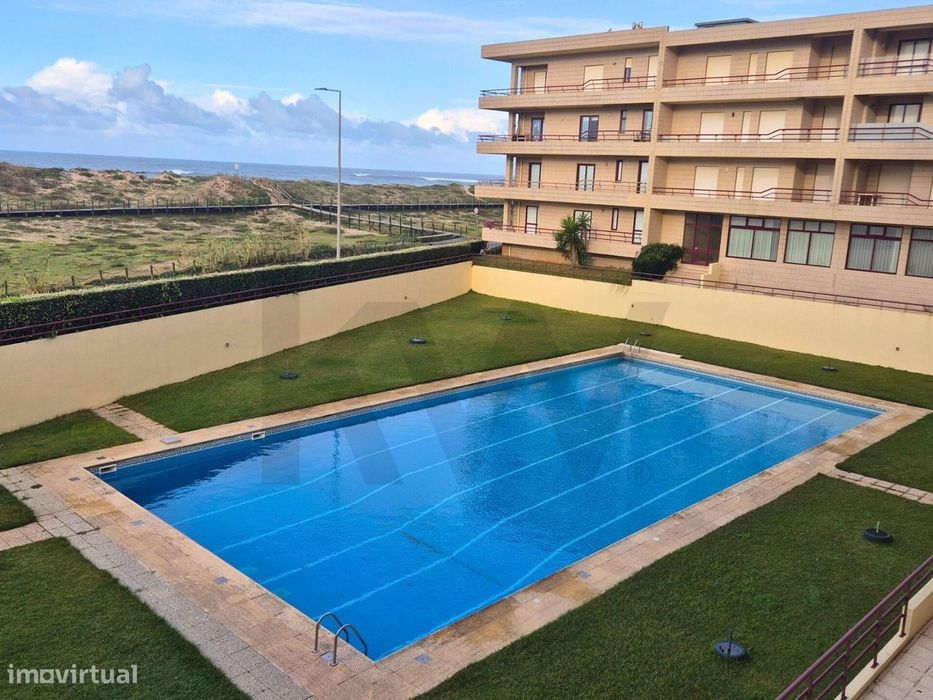 Apartamento T3 em frente à praia de Mindelo