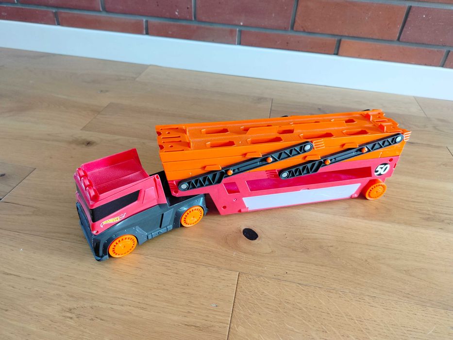 Ciężarówka Hotwheels