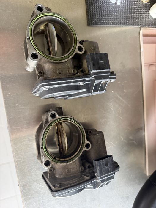 Borboletas de admissão Audi