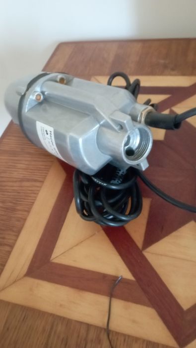 Насос вібраційний N.E.K.  VMPn150 C