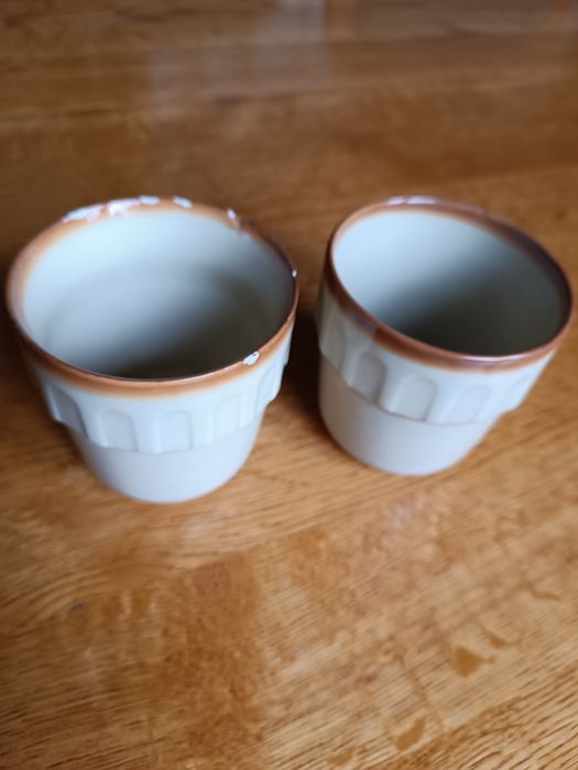 Kubki PRL garnuszki brązowe