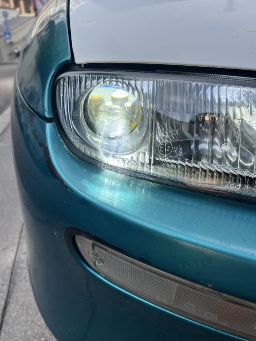 Продам Mazda 323F