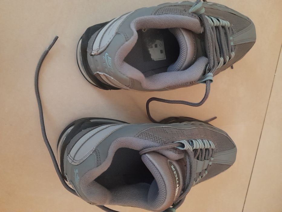 Tennis Nike Airmax