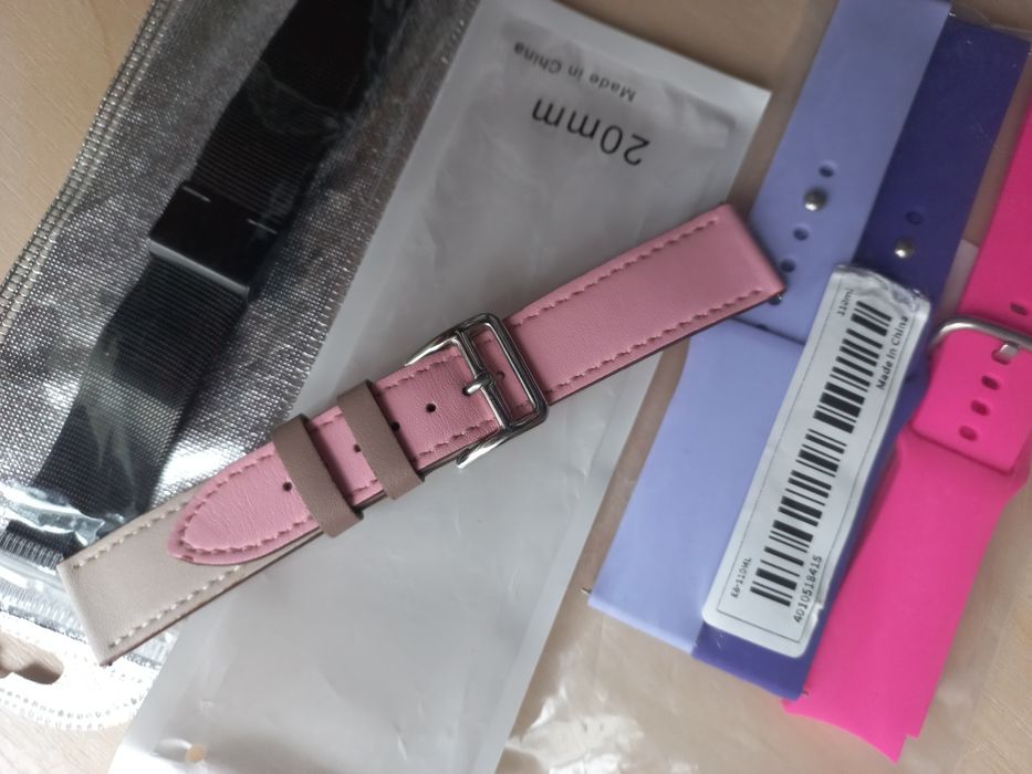 Аксесуари комплектом до годинника Galaxy watch 42
