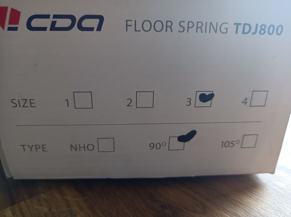 Samozamykacz podłogowy CDA TDJ800 szklane drzwi