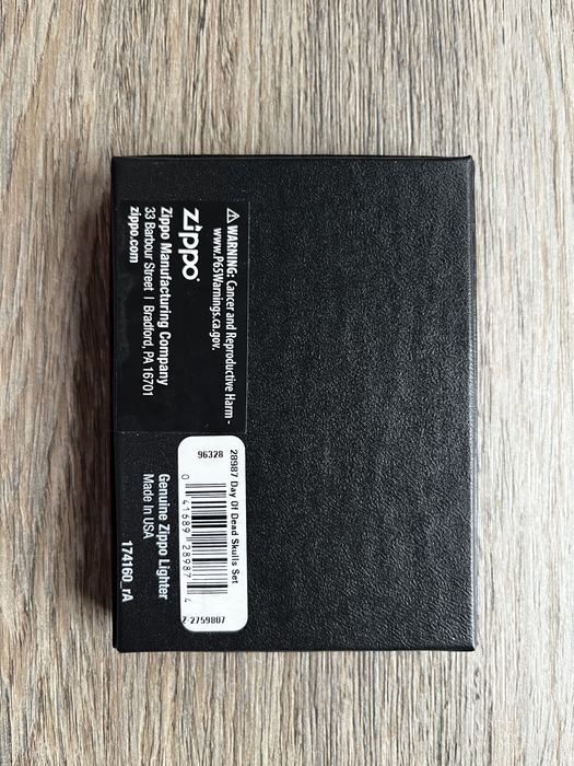 Подарунковий набір Zippo 28987 Skeleton Love