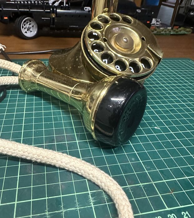 Telefone antigo estilo candlestick Astral