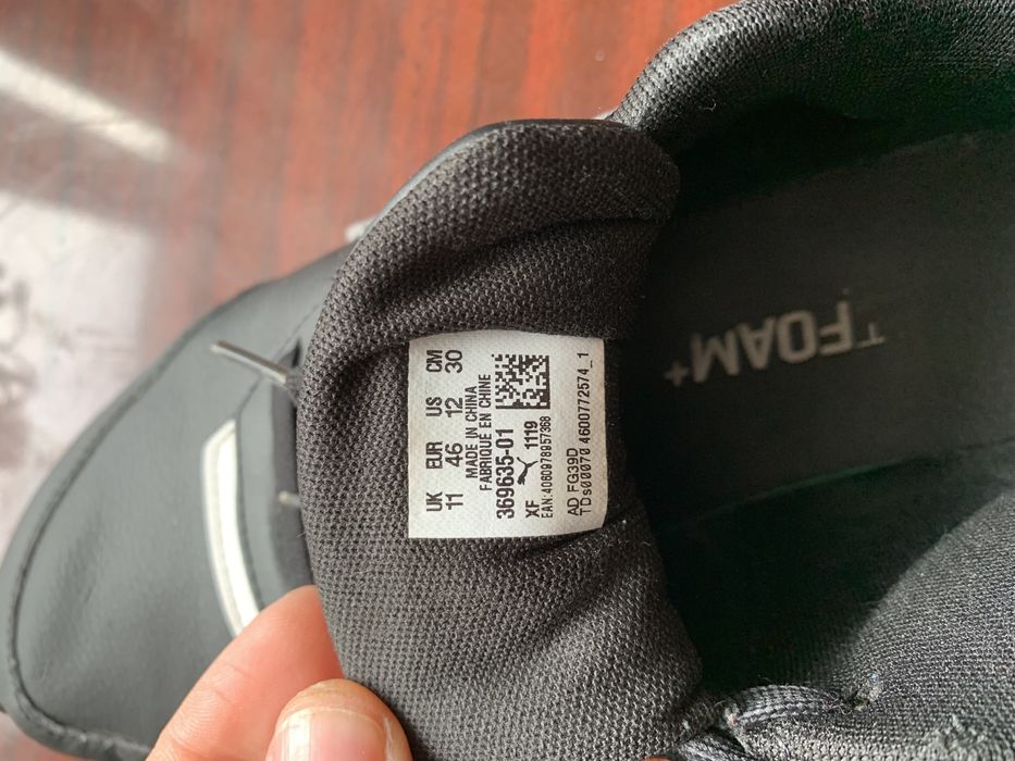 Продам чорні шкіряні кросівки Puma для чоловіків в Дніпрі