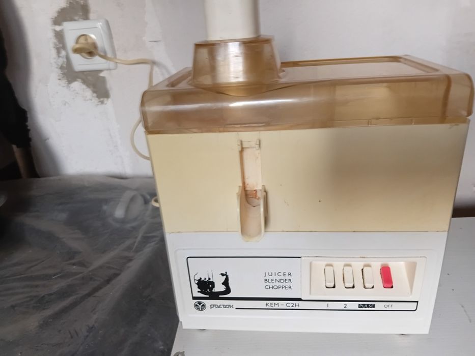 Єл соковижималка Росток