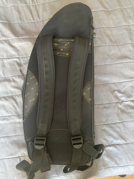 Estojo/mala de saxofone alto Bam Trekking