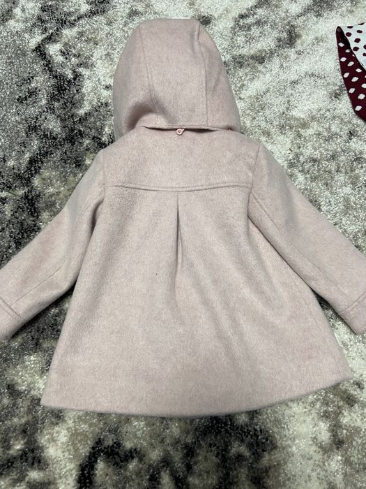 Плащик для дівчинки