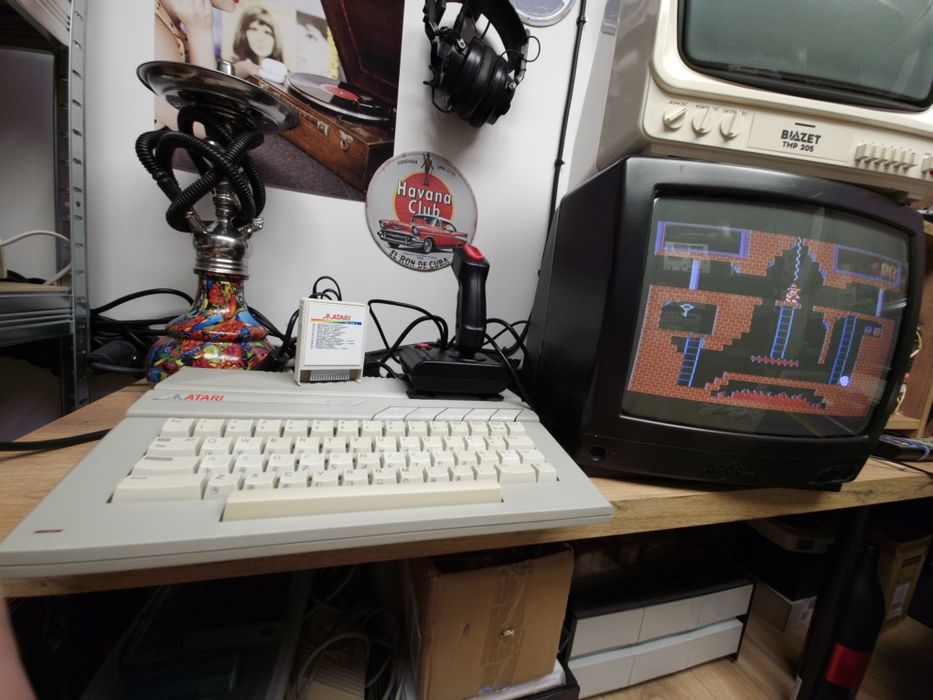 Atari 65XE ECI+ joystick + gry 16in1 zestaw gotowy do gry
