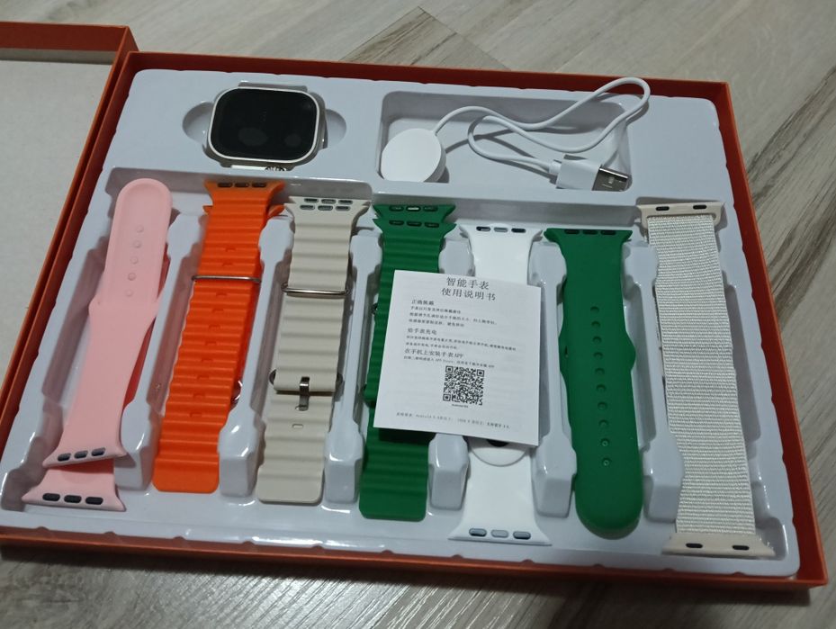 Nowy smartwatch z wymiennymi paskami