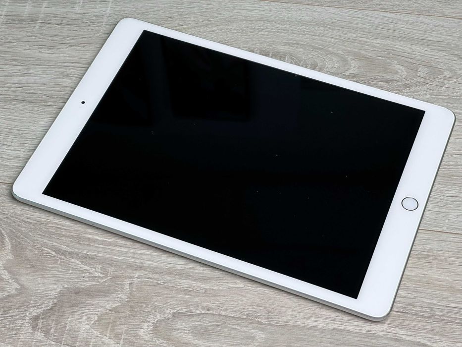 Apple iPad 7 10.2 Wi-Fi+LTE 128GB Silver НЕ ВКЛЮЧАЄТЬСЯ ЗАПЧАСТИНИ