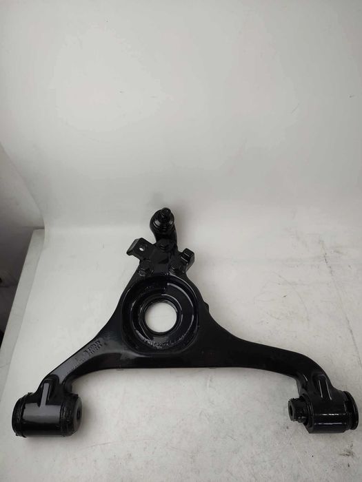 Wahacz OE Mercedes przód prawy Dolny W124 4-MATIC