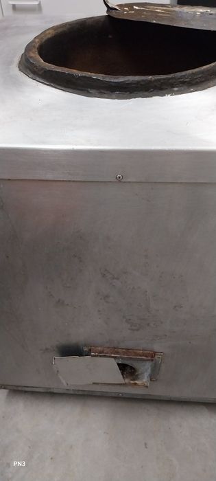 Forno tandoori a carvão