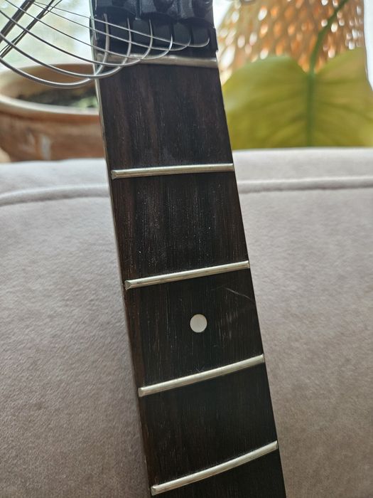 Traveler Guitar Pasadena Headless