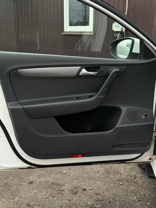 Volkswagen Passat B7 1.4 Turbo Автомат