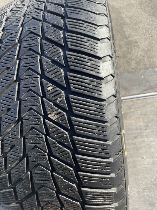 225/45/17 roadstone winguard ice plus