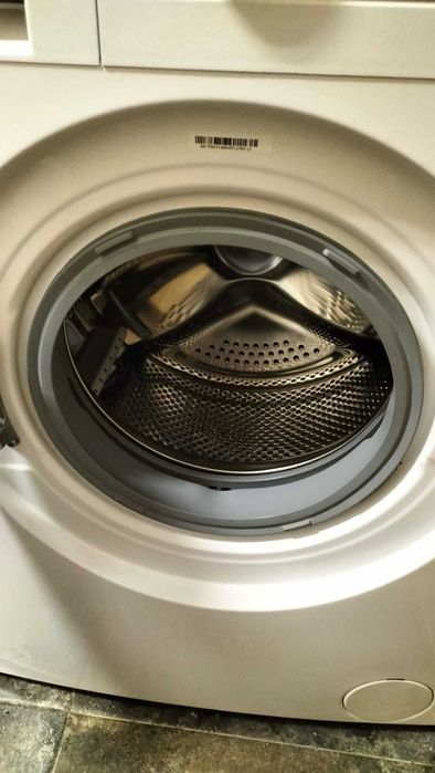 Electromésticos - Máquina de lavar loiça e Roupa; Frigorífico;