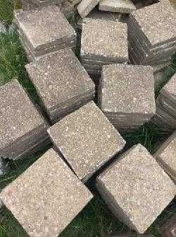 Płyty chodnikowe betonowe 35x35